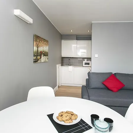 Апартаменты Italianflat - Elsham Лондон Экстерьер фото